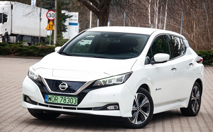 Nissan Leaf cena 69899 przebieg: 29000, rok produkcji 2019 z Lwówek małe 781